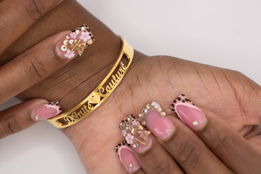 Graceful Cuffs